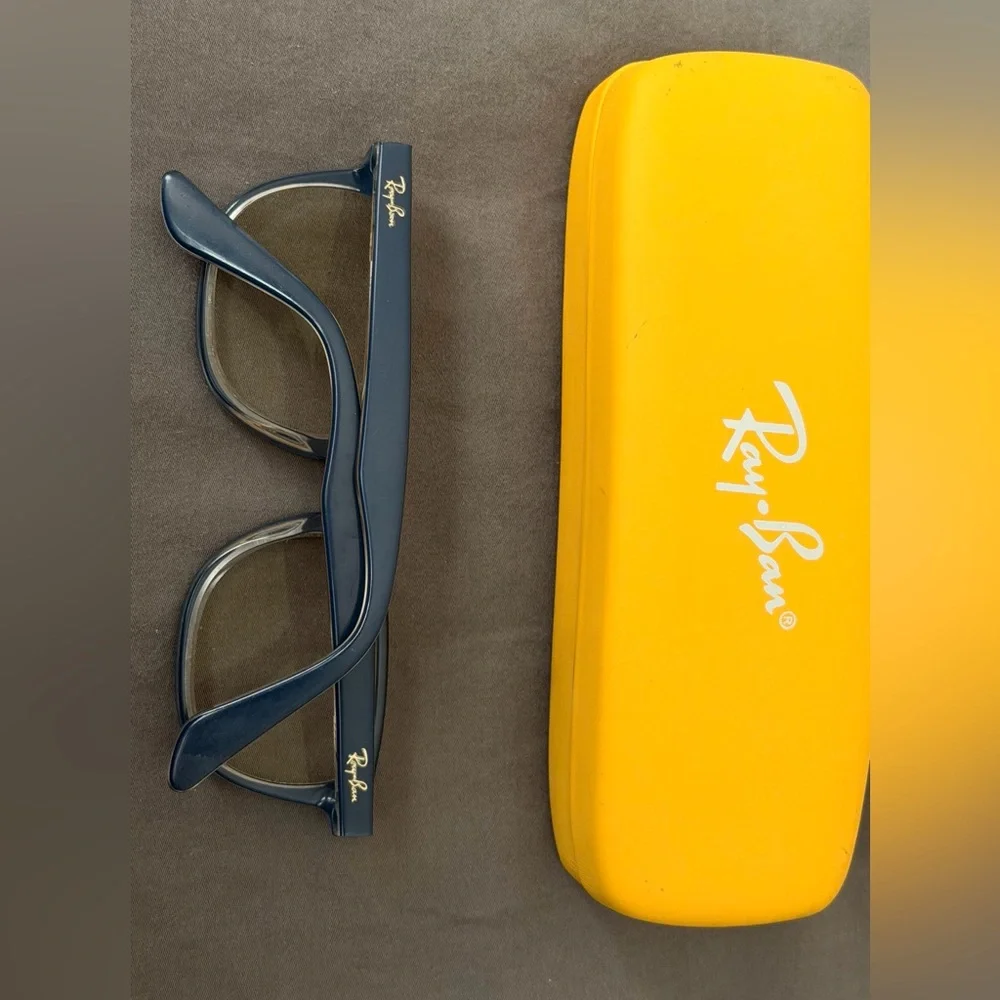Ray-Ban Navy Glasses Frame with Bright Yellow Case for kids